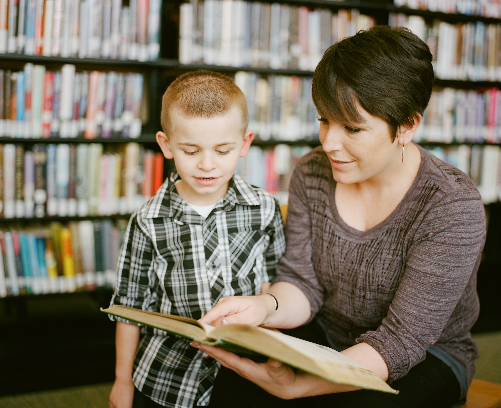 Notre Attitude. les parents doivent avoir une bonne attitude pour instuire les enfants.Lacroixmavie.com/Fespachrist.lcmv