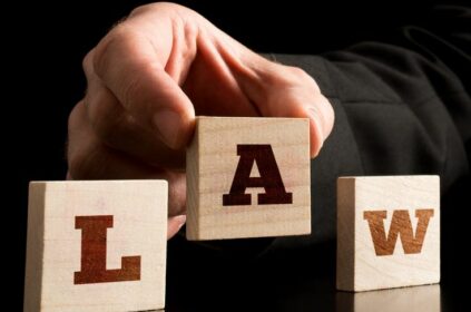 La loi ne peut pas sauver